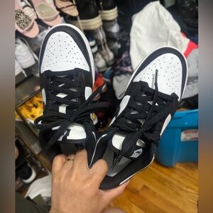 Black and White Nike dunks